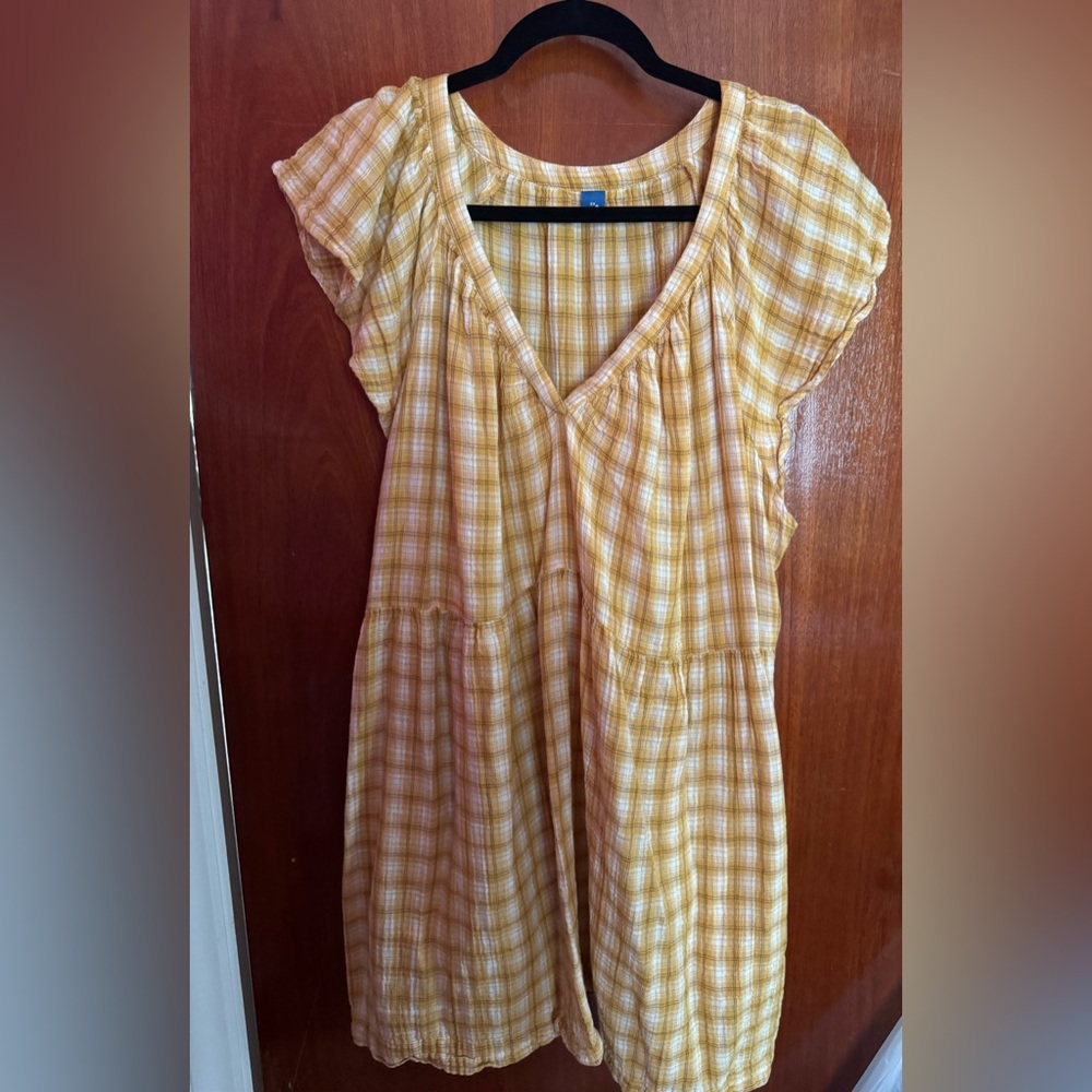Old Navy Flutter Sleeve Plaid Dress